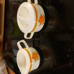 Temper-ware sugar and creamer bowls